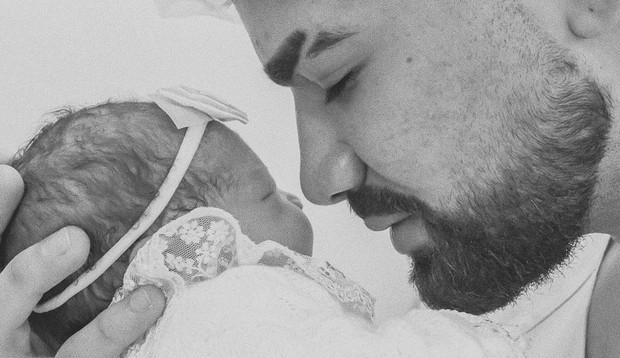 Dilsinho fala sobre a paternidade: ‘Cada dia é uma surpresa’