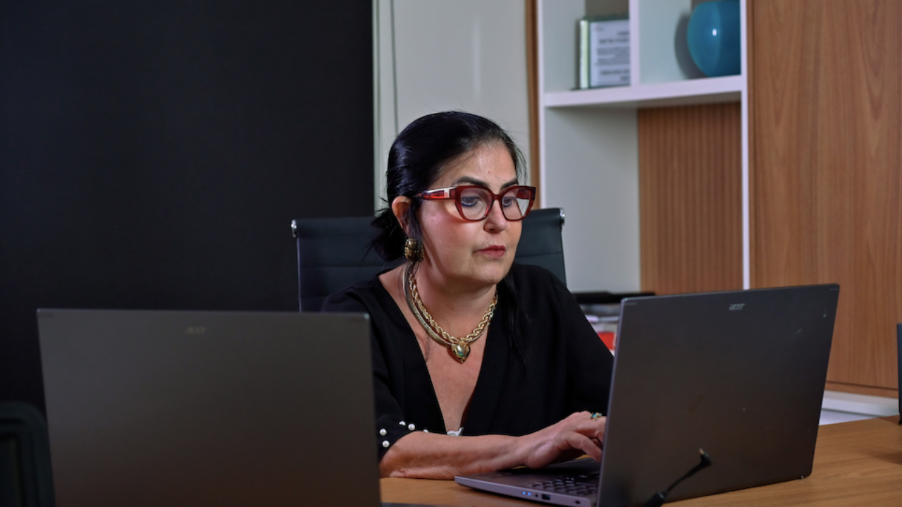 Dra. Evelise Andreassa: três décadas de dedicação ao direito à saúde e à dignidade humana