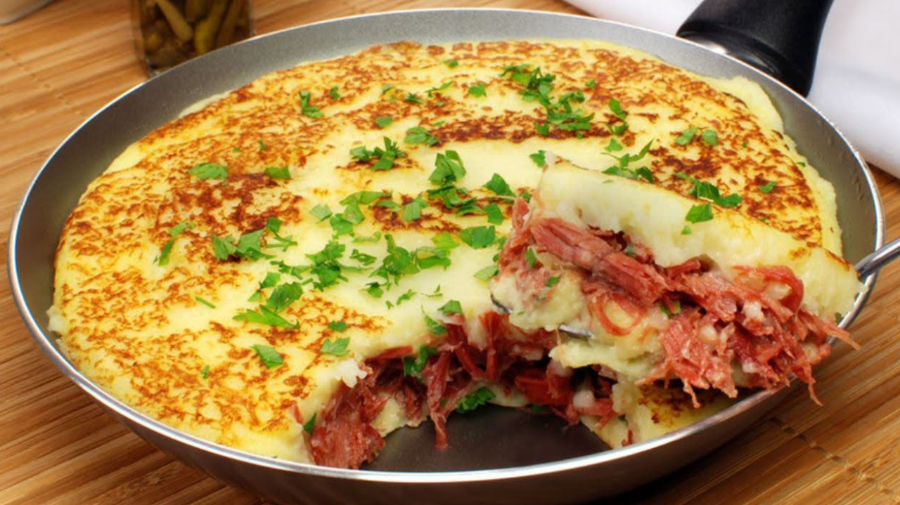 Descubra o sabor irresistível do escondidinho de carne seca