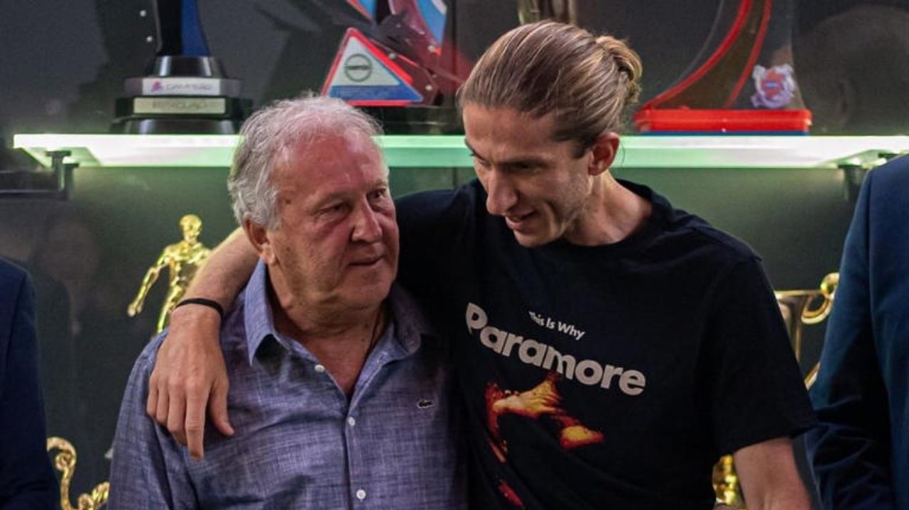 Zico incentiva Filipe Luís a seguir como treinador do Flamengo
