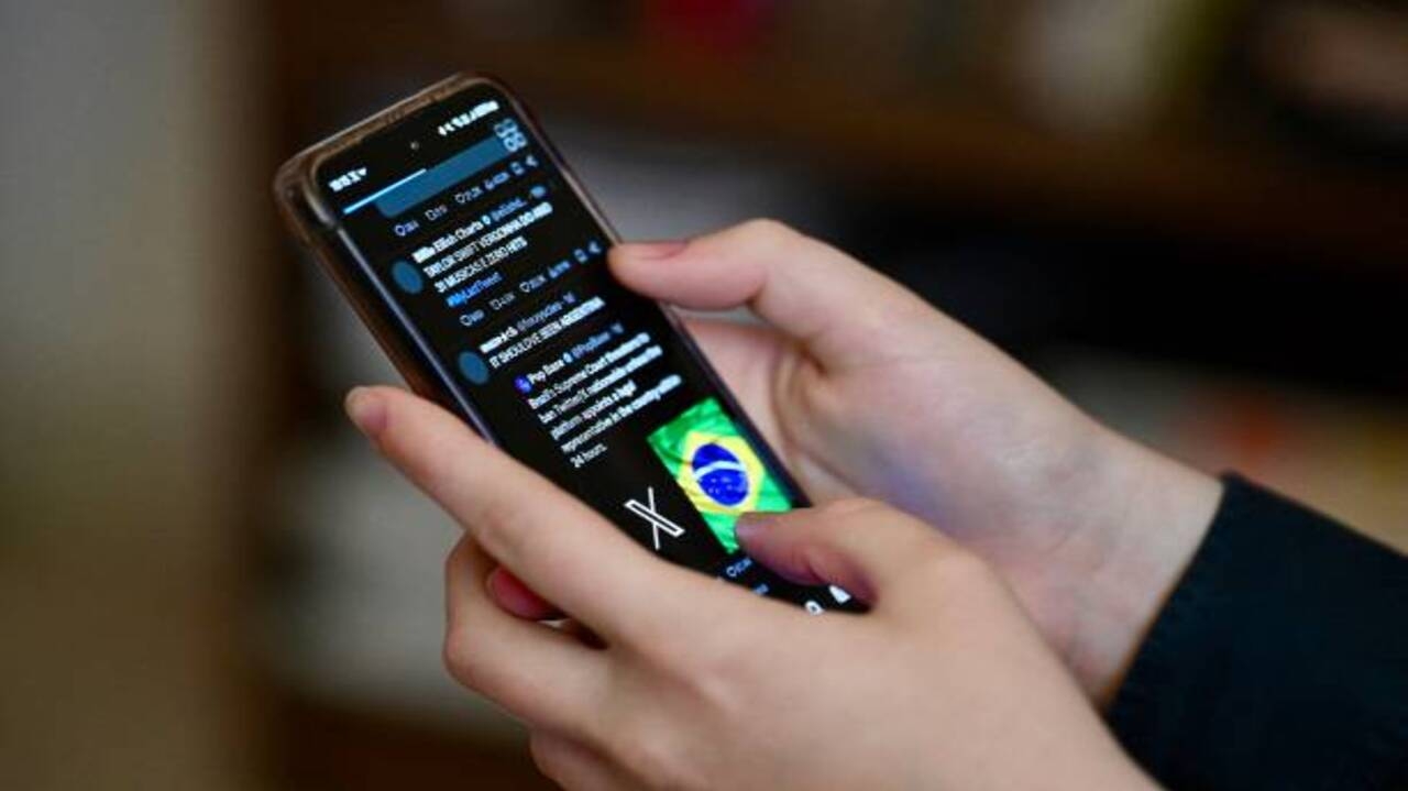 Usuários relatam instabilidade do X após autorização de desbloqueio