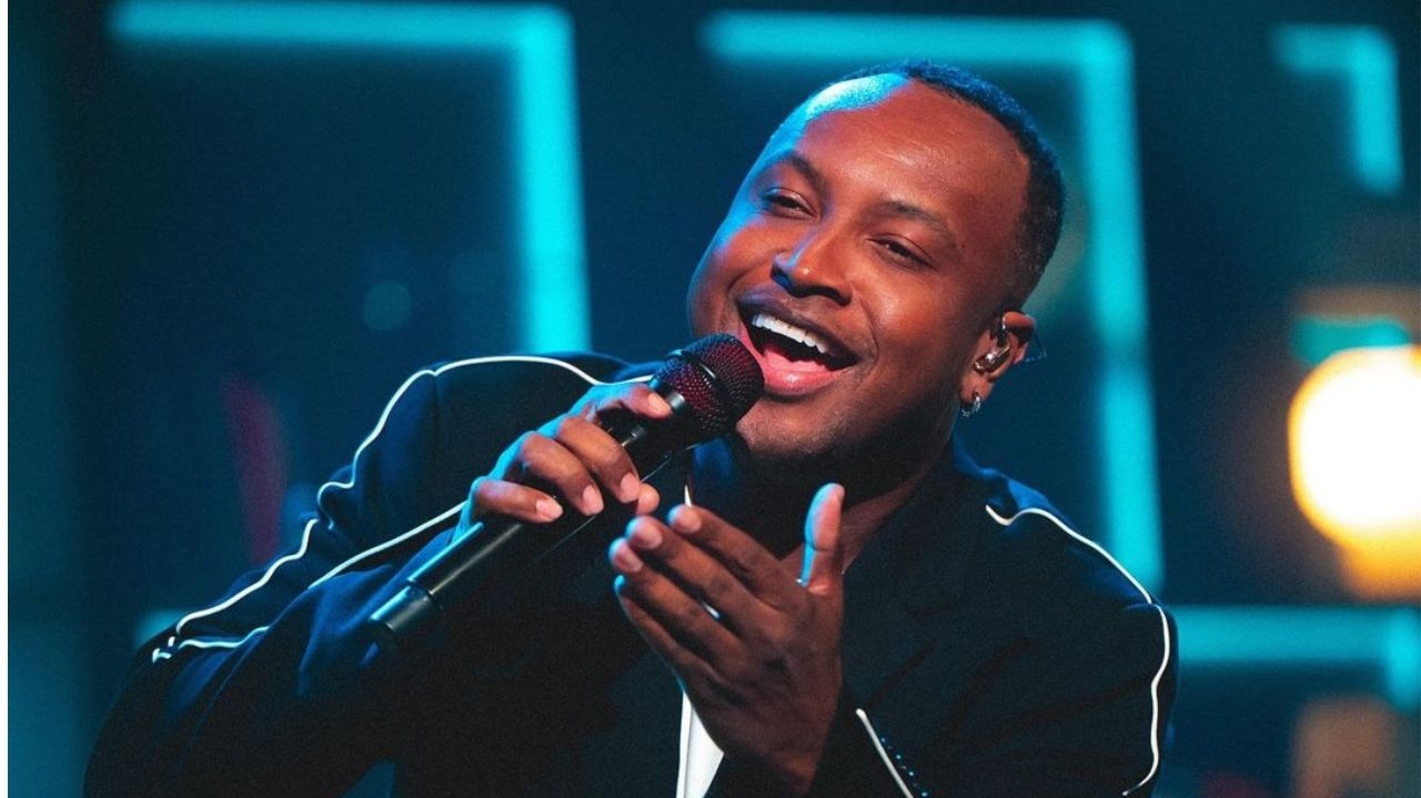 Thiaguinho é convidado por Bruno Mars para subir no palco