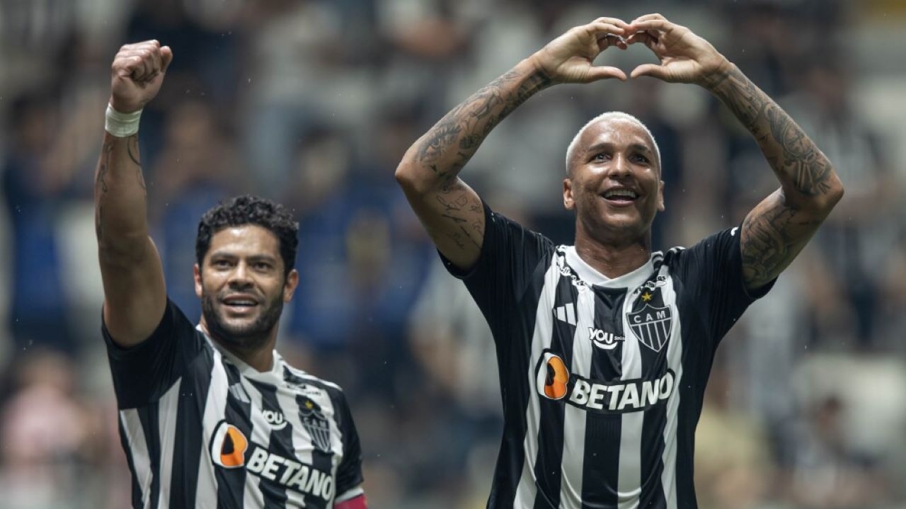 Deyverson chama atenção por lances polêmicos e ajuda Altético-MG em vitória sobre Grêmio