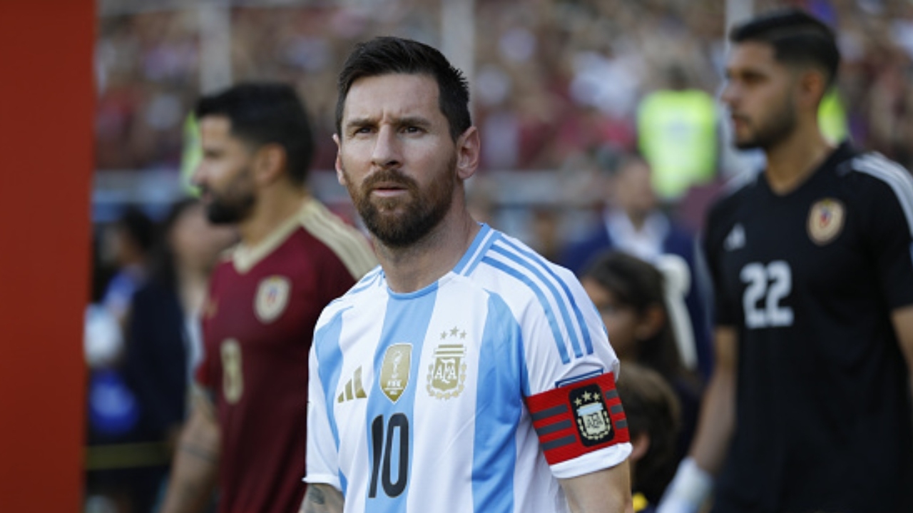 Messi celebra retorno à Seleção Argentina após lesão na final da Copa América