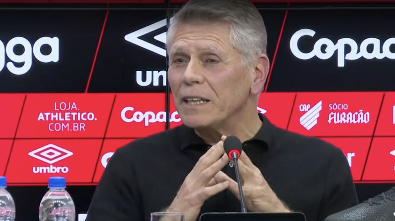 Autuori fica indignado com chegada de jogadores estrangeiros ao futebol brasileiro