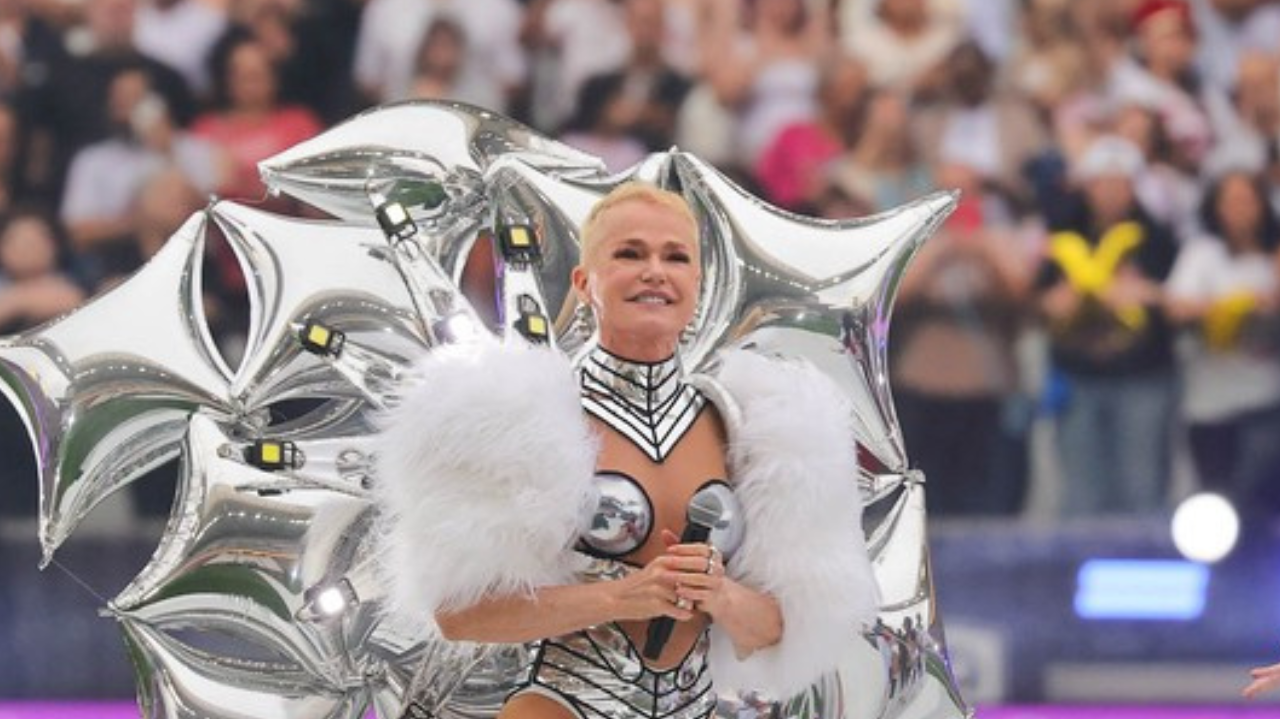 Show inédito de Xuxa aquece corações no “Futebol da Esperança”