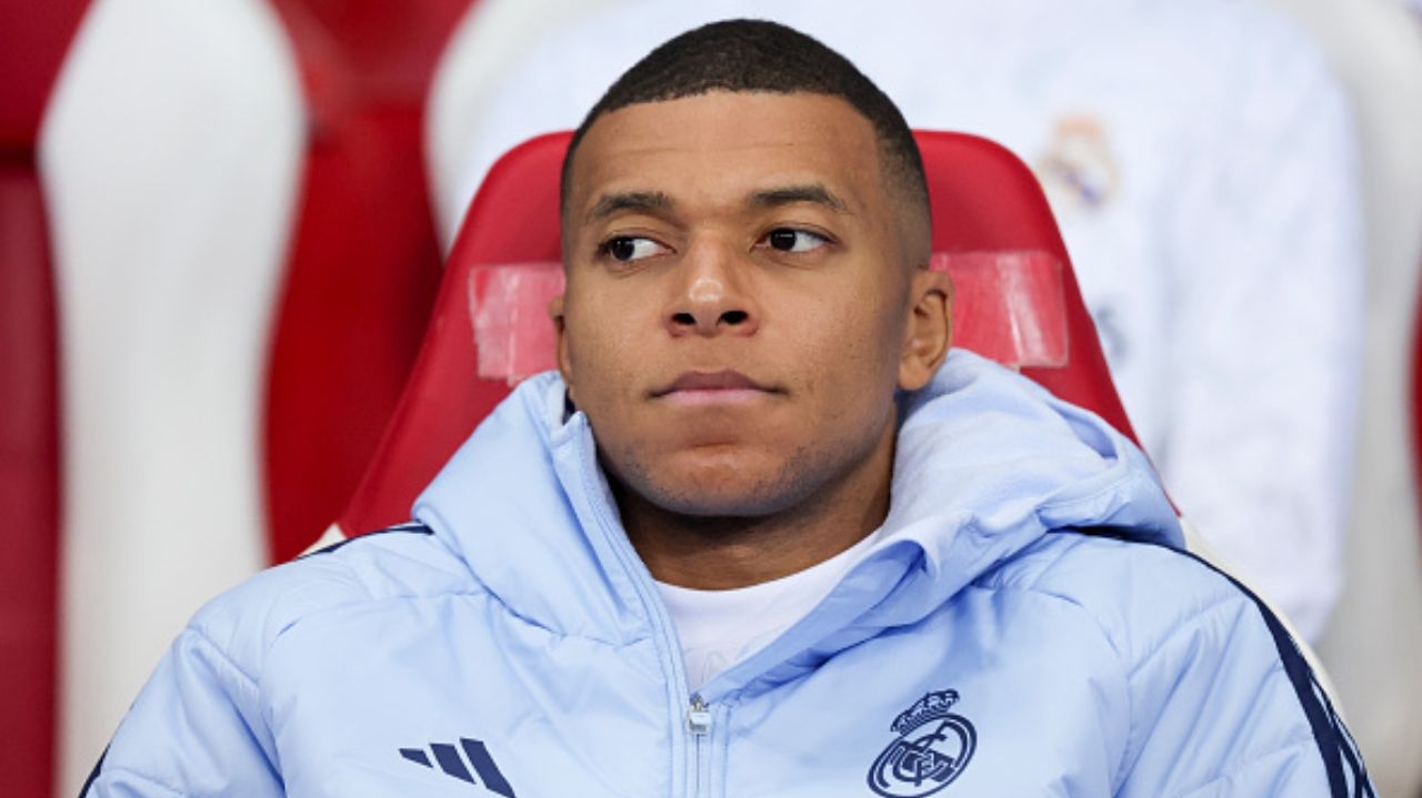 Jornal francês revela que Mbappé teve “relações consensuais” com mulher na Suécia