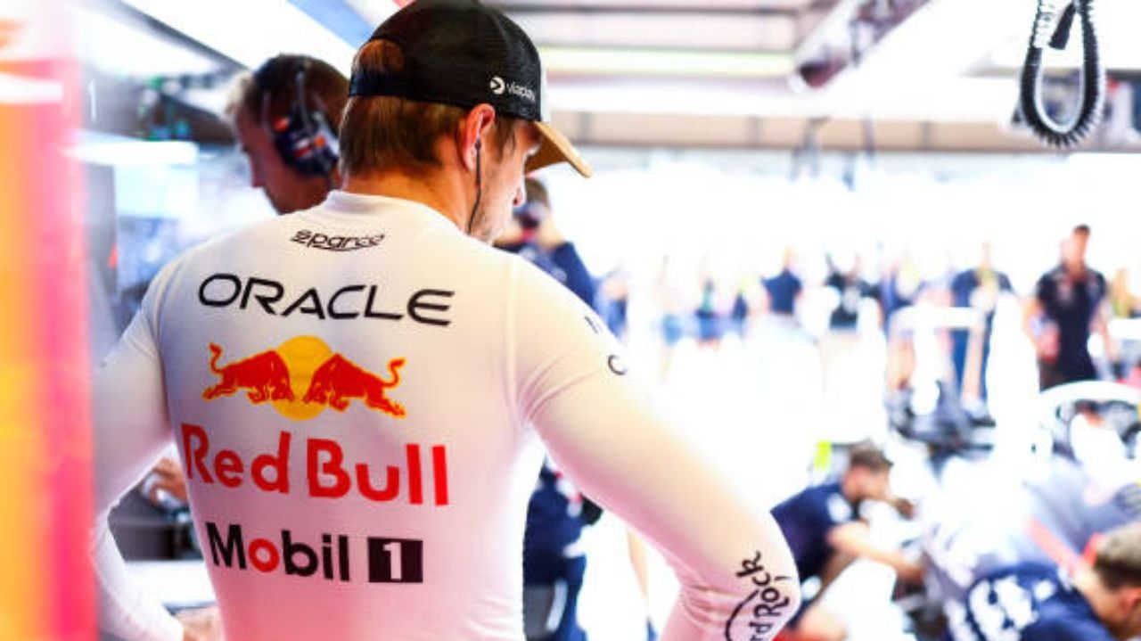 RBR nega uso de dispositivo em situações irregulares, mas confirma que irá mudar de carro