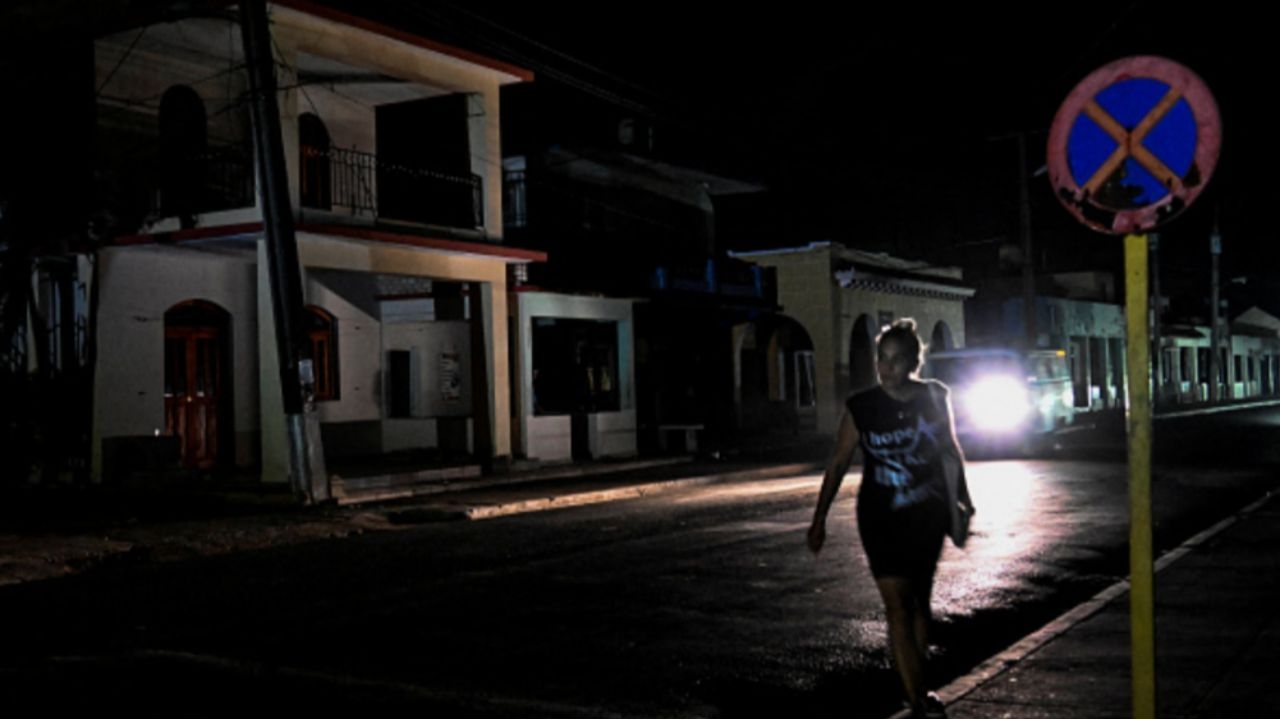 Cuba tem falha em usinas elétricas e deixa quase 10 milhões de pessoas sem energia