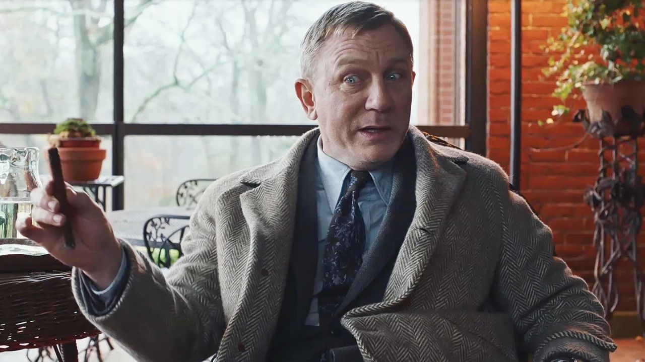 Daniel Craig mostra insatisfação sobre forma de lançamento da Netflix
