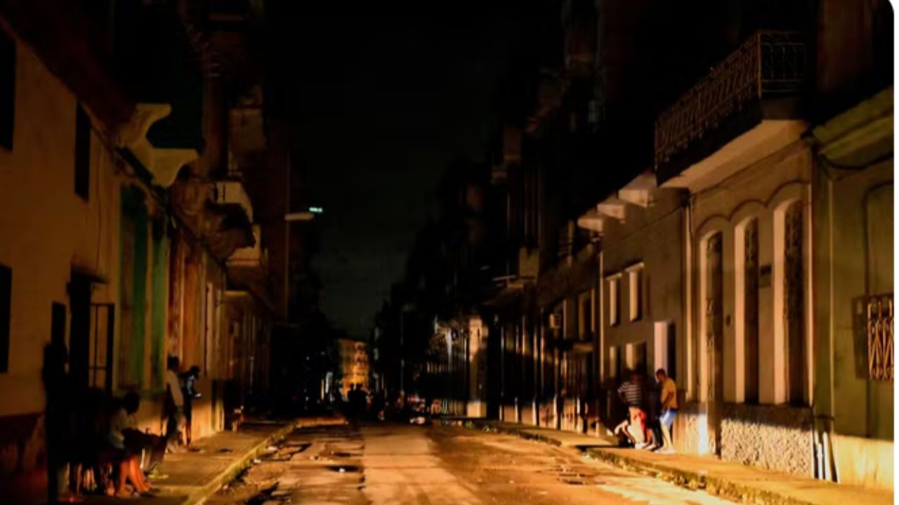 Cuba enfrenta apagão e a chegada do Furacão Oscar