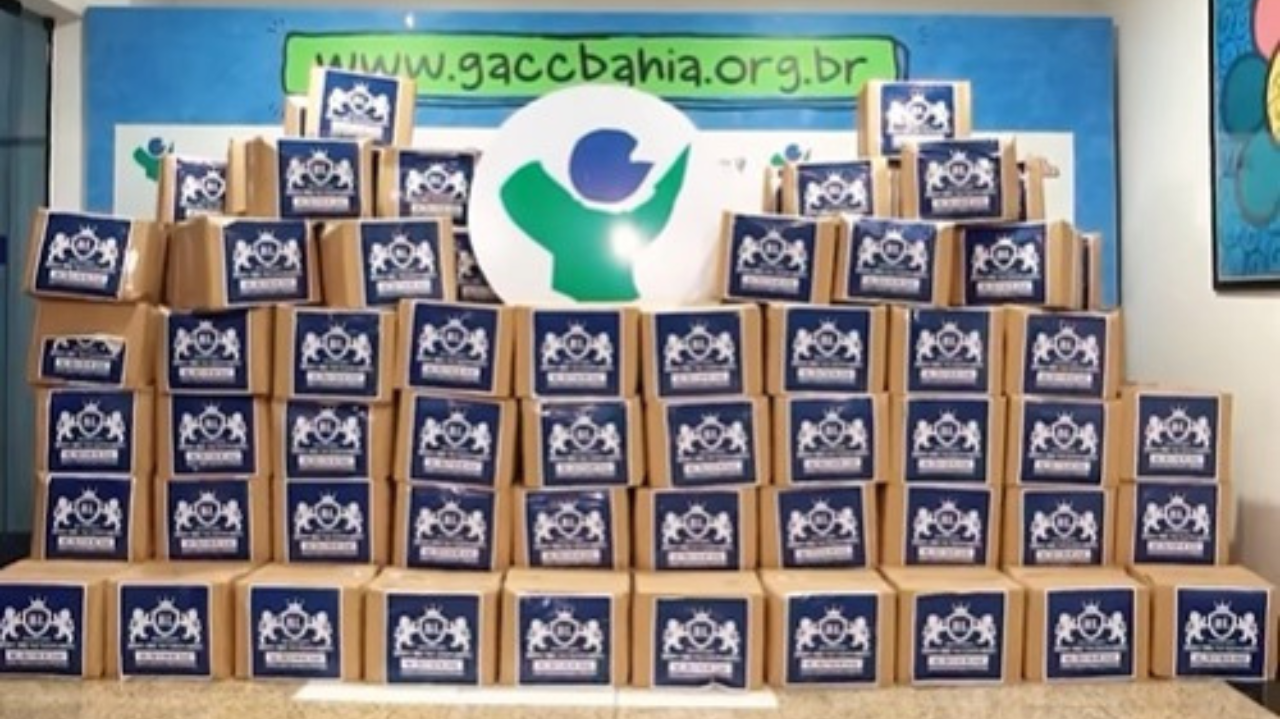 Ação social do ministério Bispo Bruno Leonardo ilumina o Dia das Crianças em Salvador