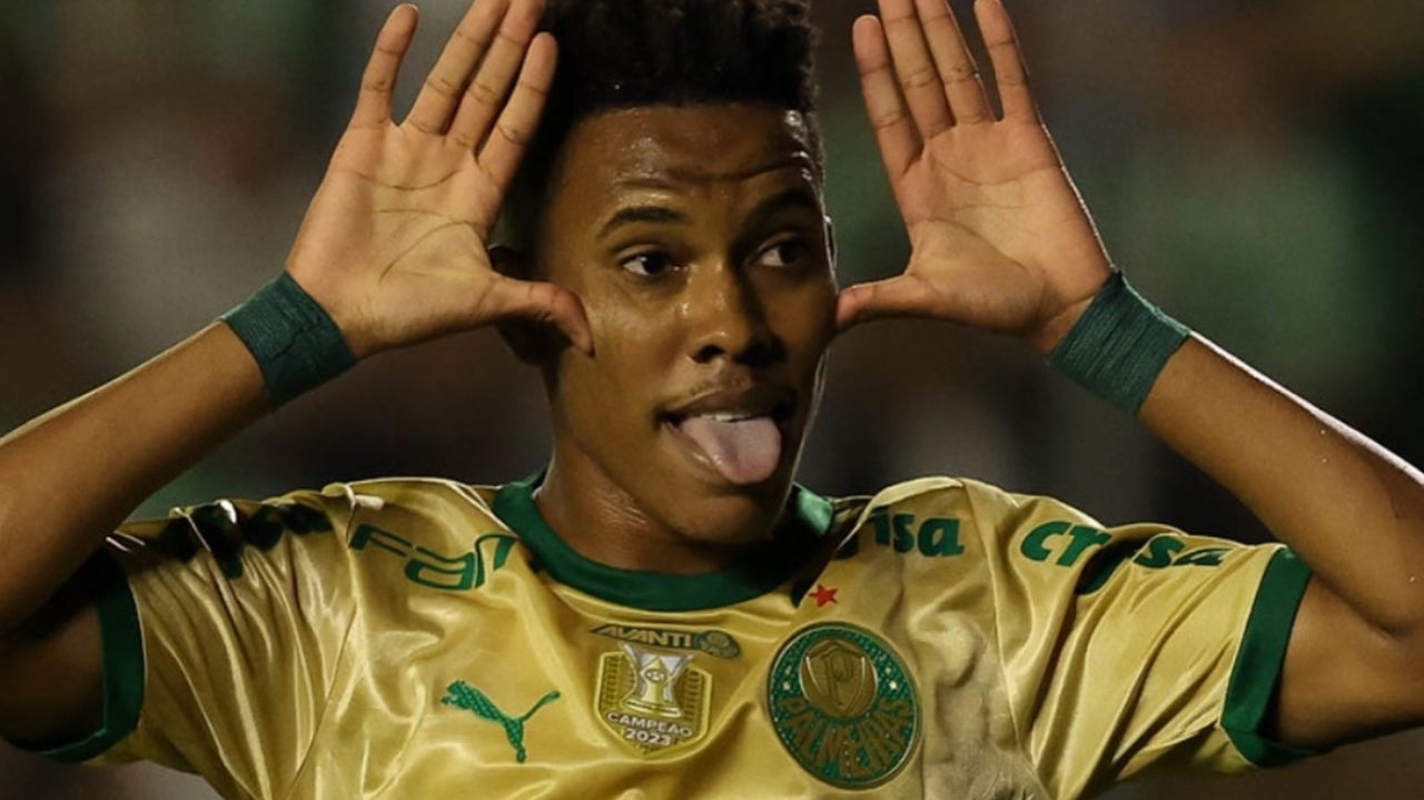 Estêvão ganha cada vez mais destaque no Palmeiras e pode superar marcas de Endrick