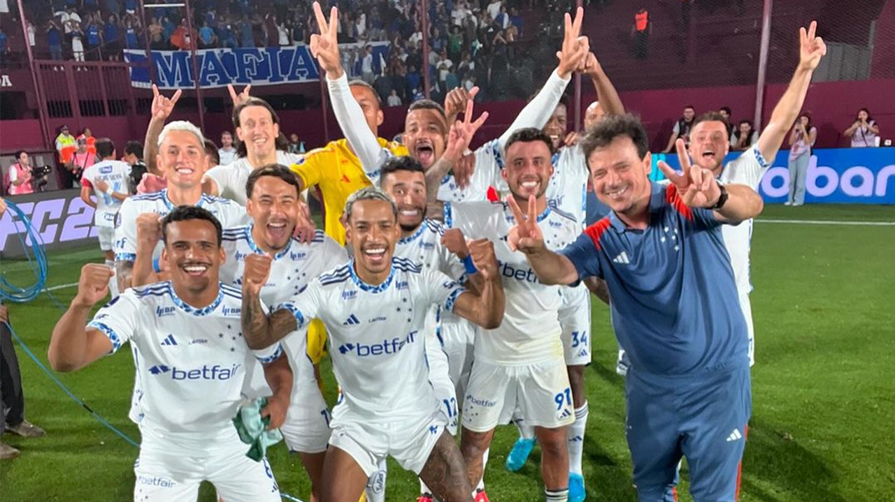 Cruzeiro vence Lanús e avança para a final da Sul-Americana pela primeira vez