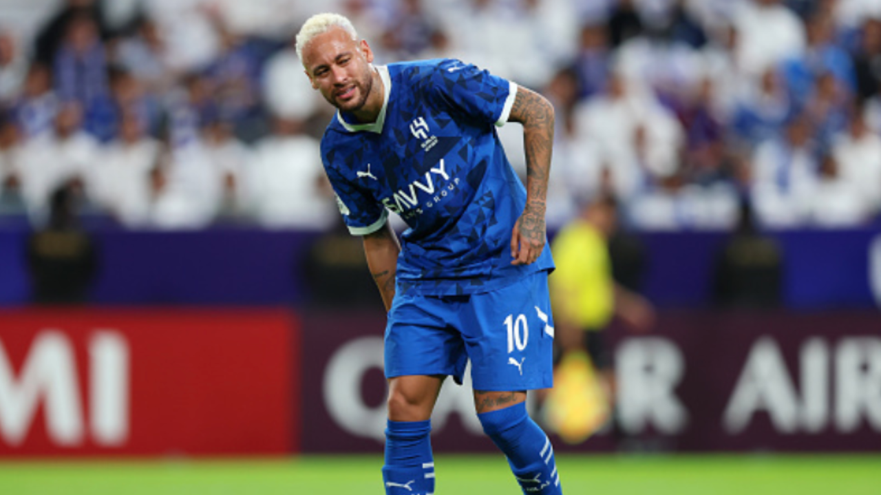 Al-Hilal: Neymar se lesiona novamente durante jogo
