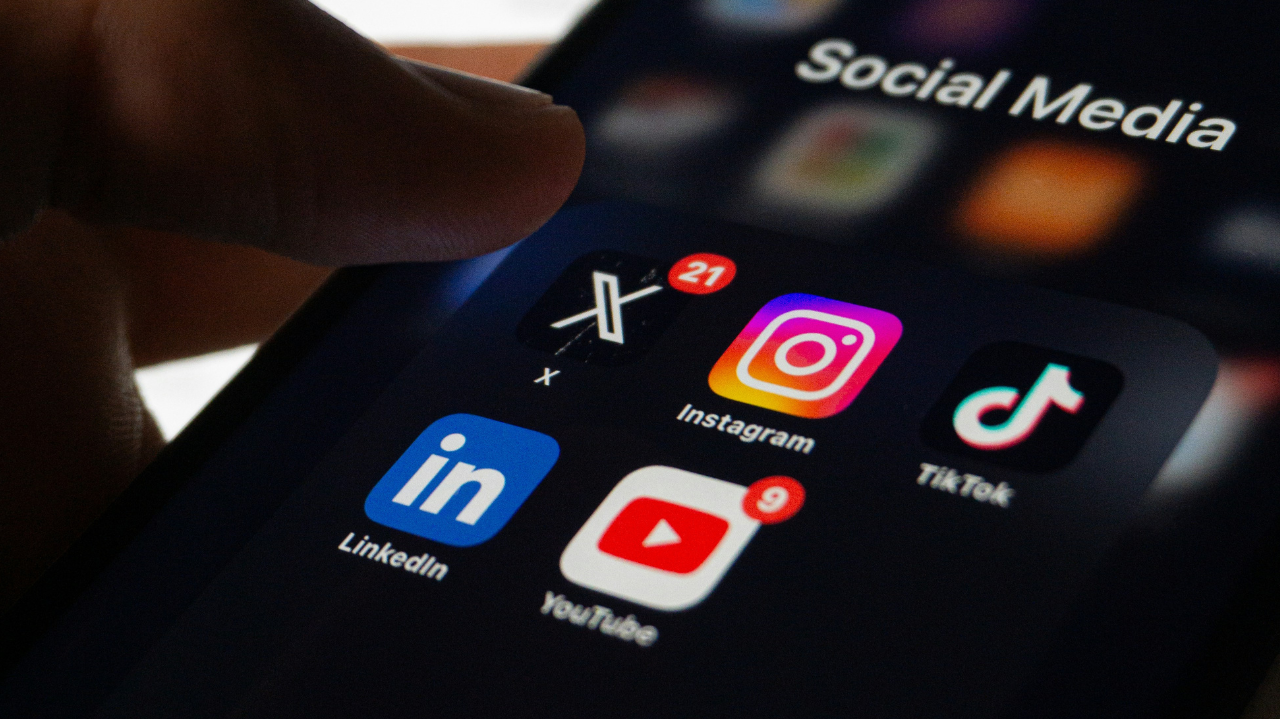 X abre vaga para gerente de parcerias no Brasil após encerrar operações em agosto