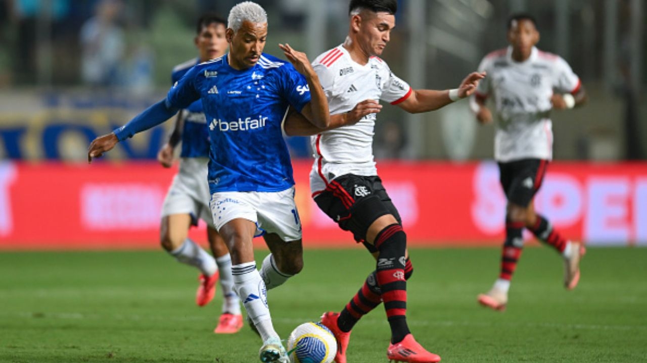 Matheus Pereira não entende substituição e admite pressão por resultados no Cruzeiro