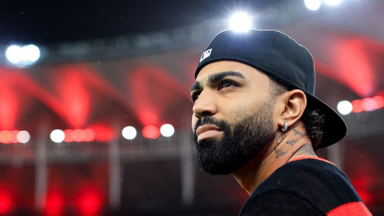 Gabigol marca presença no Maracanã, mesmo sem estar relacionado para o jogo