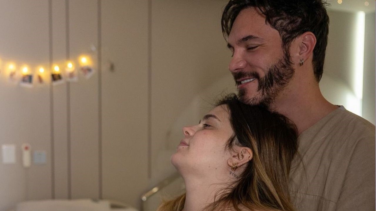 Viih Tube passa mal e é socorrida às pressas três dias após o parto de Ravi