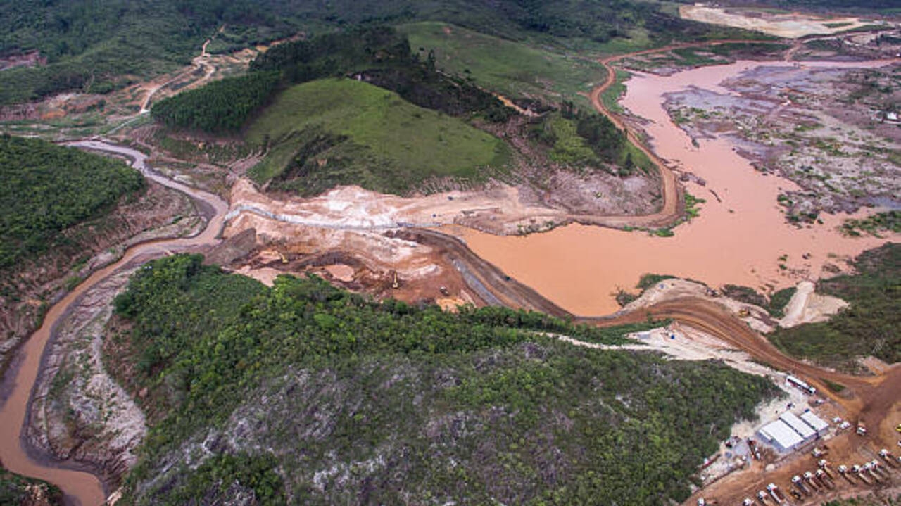 Justiça absolve Vale e Samarco em caso de rompimento de barragem em Mariana