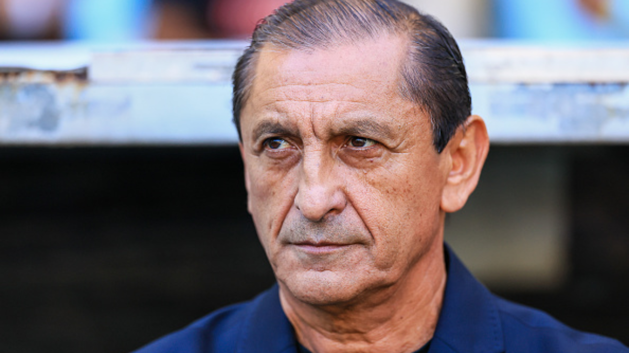 Ramón Díaz causa polêmica ao dizer que o “Corinthians é muito maior do que o Vasco”