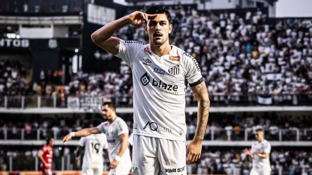 Luís Castro e Renato Gaúcho surgem como possíveis técnicos para o Santos