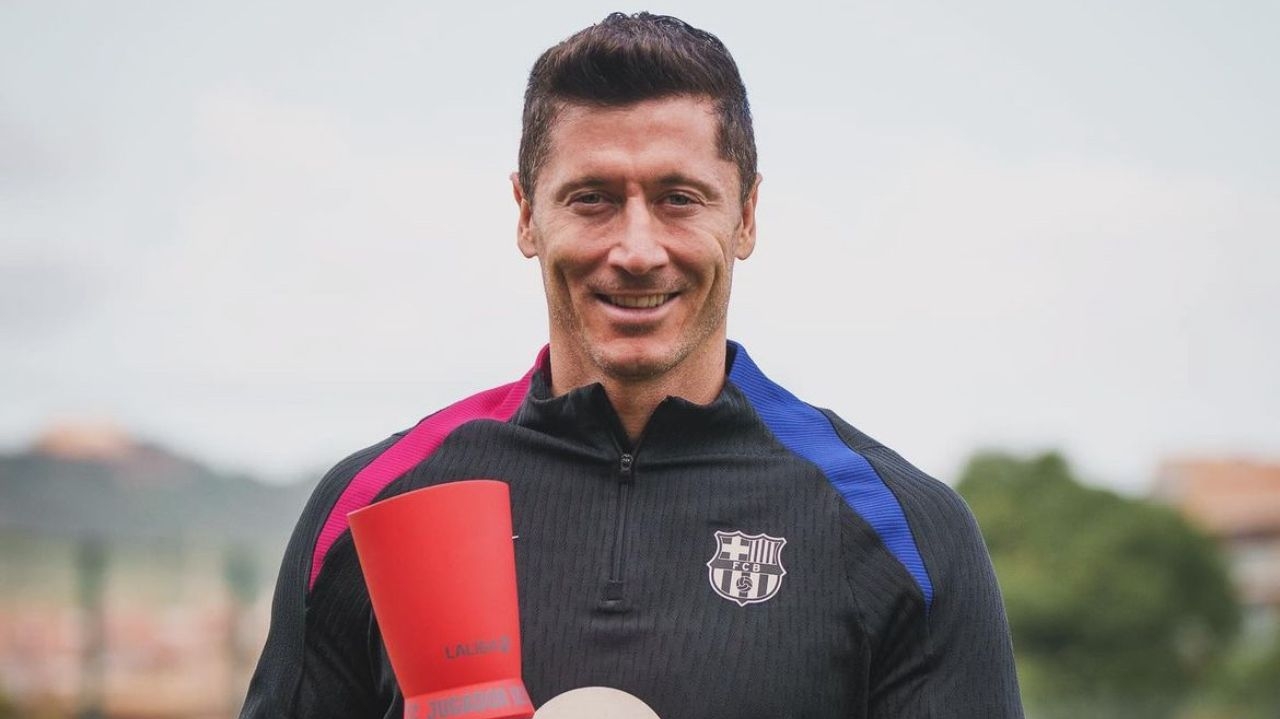 Lewandowski carrega frustração com a Bola de Ouro de 2020