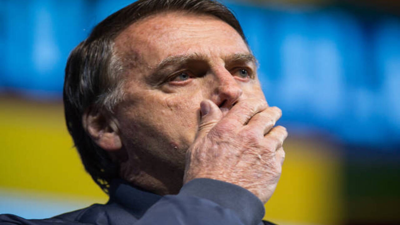 Imprensa internacional repercute indiciamento de Bolsonaro por tentativa de golpe