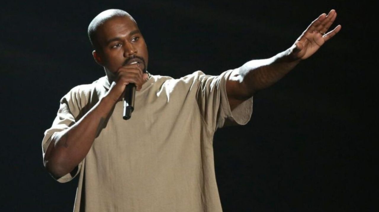 Kanye West é processado por agressão sexual durante as gravações de um videoclipe