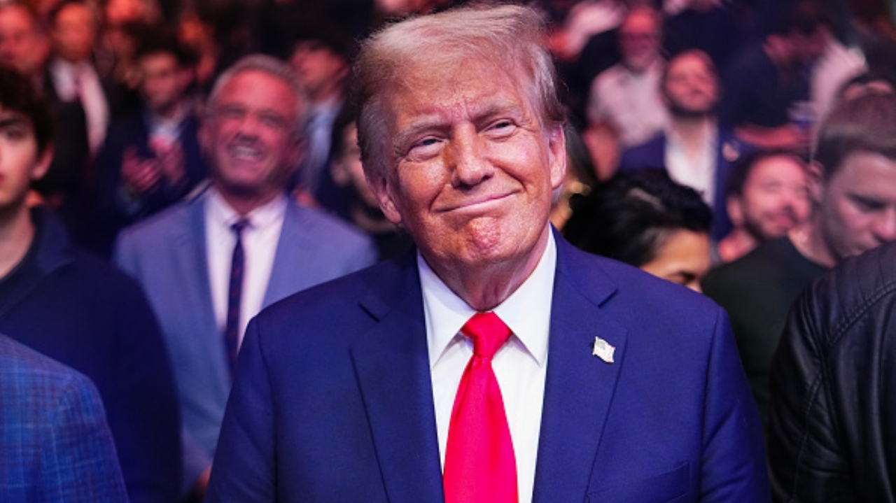 Trump quer iniciar conversas sobre o fim do conflito entre Rússia e Ucrânia