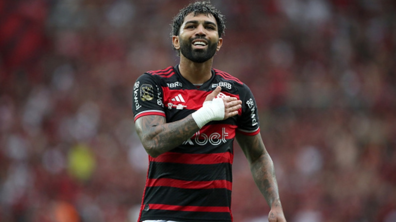 Gabigol retorna aos relacionados do Flamengo após afastamento pela diretoria