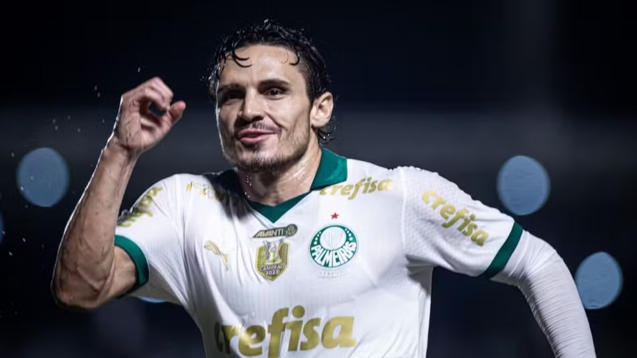 Veiga está entre os 10 maiores artilheiros do Brasil na temporada