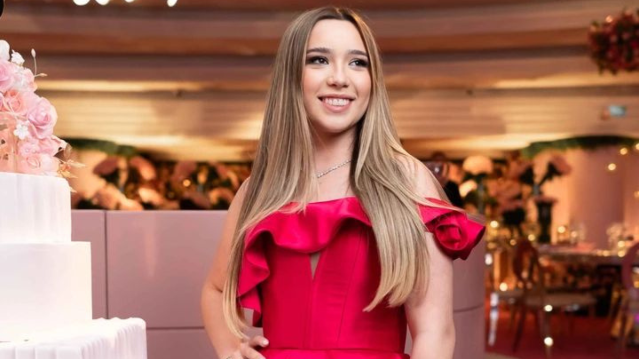 Jhennifer Lopes debuta em celebração que reuniu 1.200 convidados com show de Luan Santana, em Curitiba