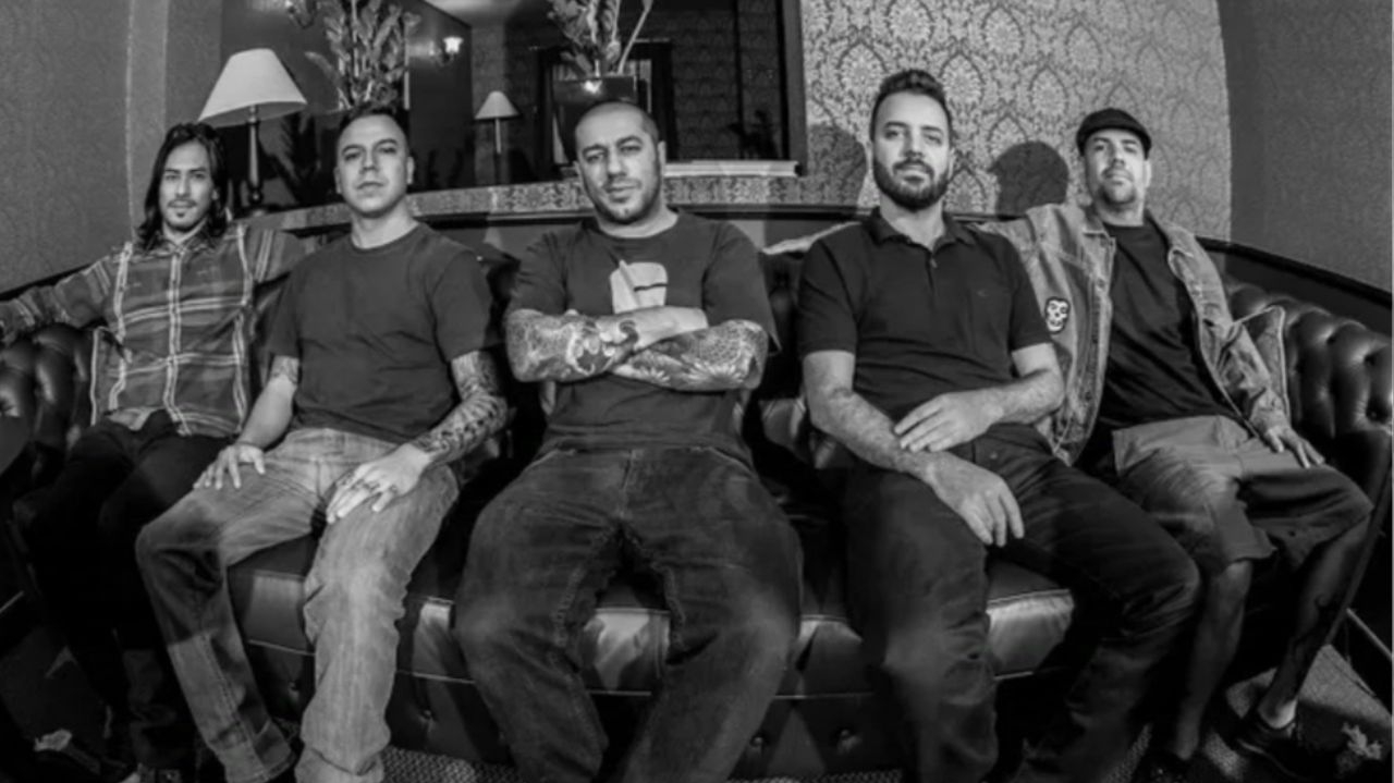 Integrantes da banda CPM22 têm van assaltada no Rio de Janeiro a caminho do show