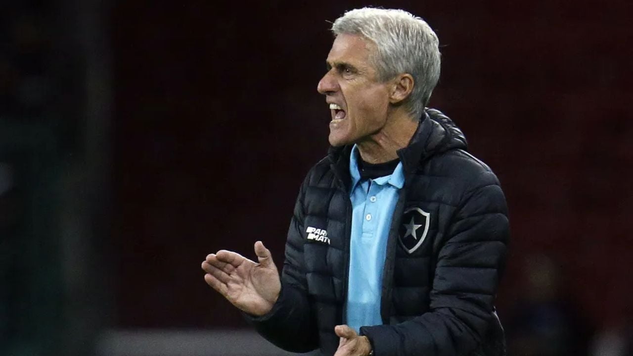 Em busca de novo treinador, Atlético-MG faz contato inicial por Luís Castro