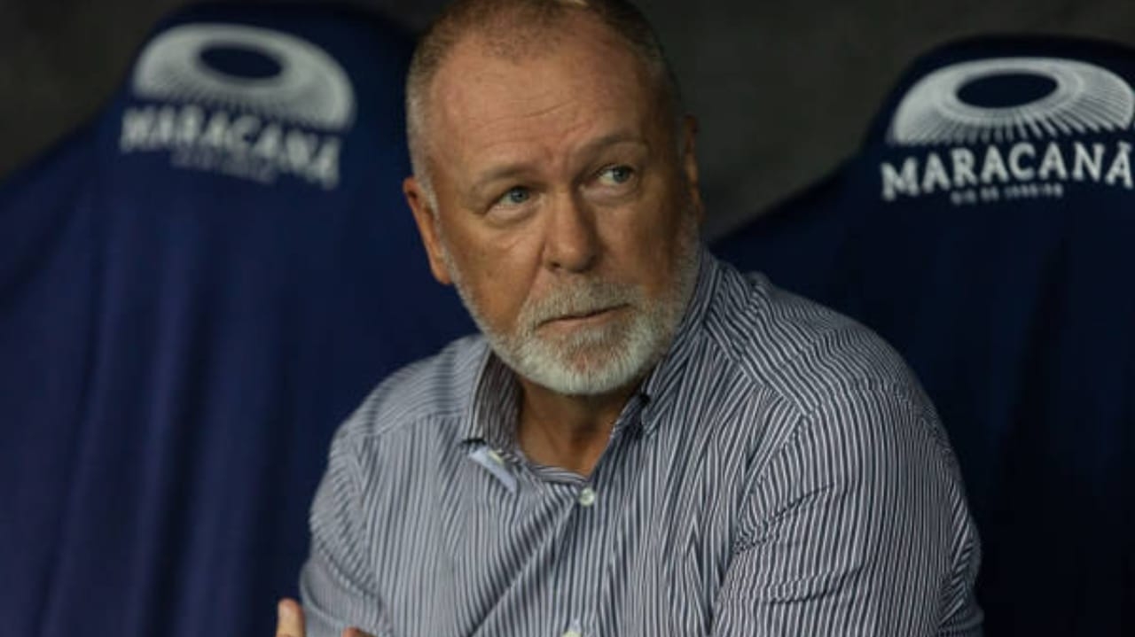 Mano Menezes fala sobre risco do Fluminense de ser rebaixado no Brasileirão