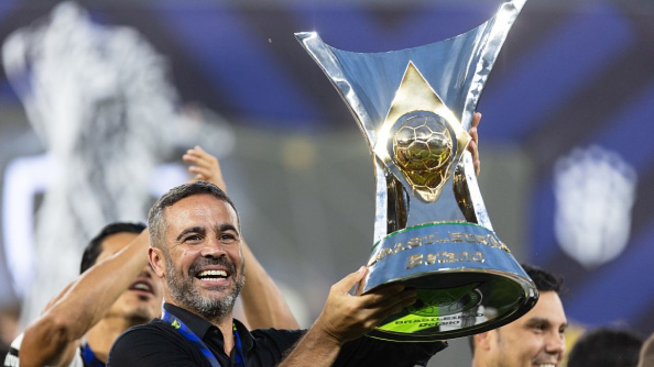 Artur Jorge define ano do Botafogo como “extraordinário”