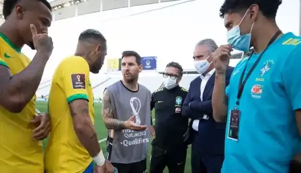 Lionel Messi crítica intervenção da Anvisa durante o jogo: “/Por que não avisaram antes?”/