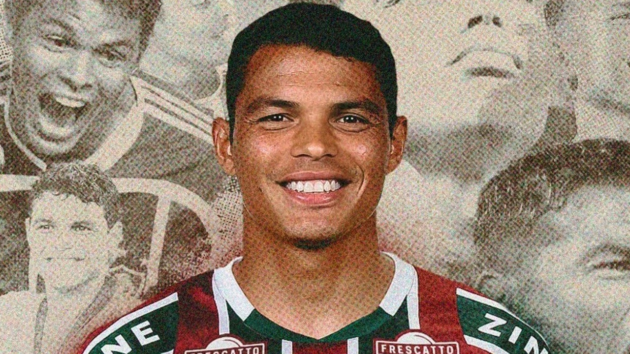 Thiago Silva atravessa Allianz Parque de joelhos após vitória contra o Palmeiras