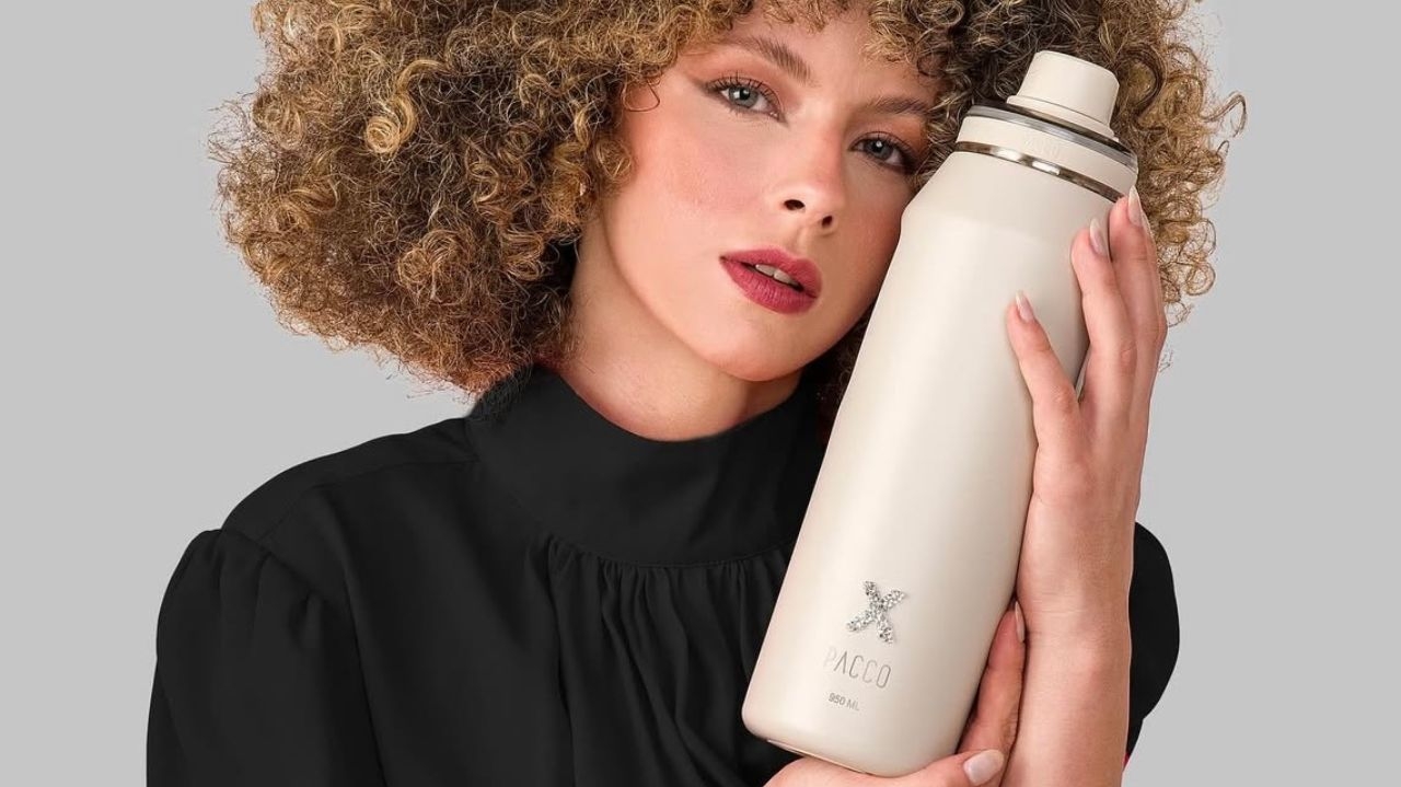 PACCO e Swarovski lançam collab limitada de garrafas térmicas