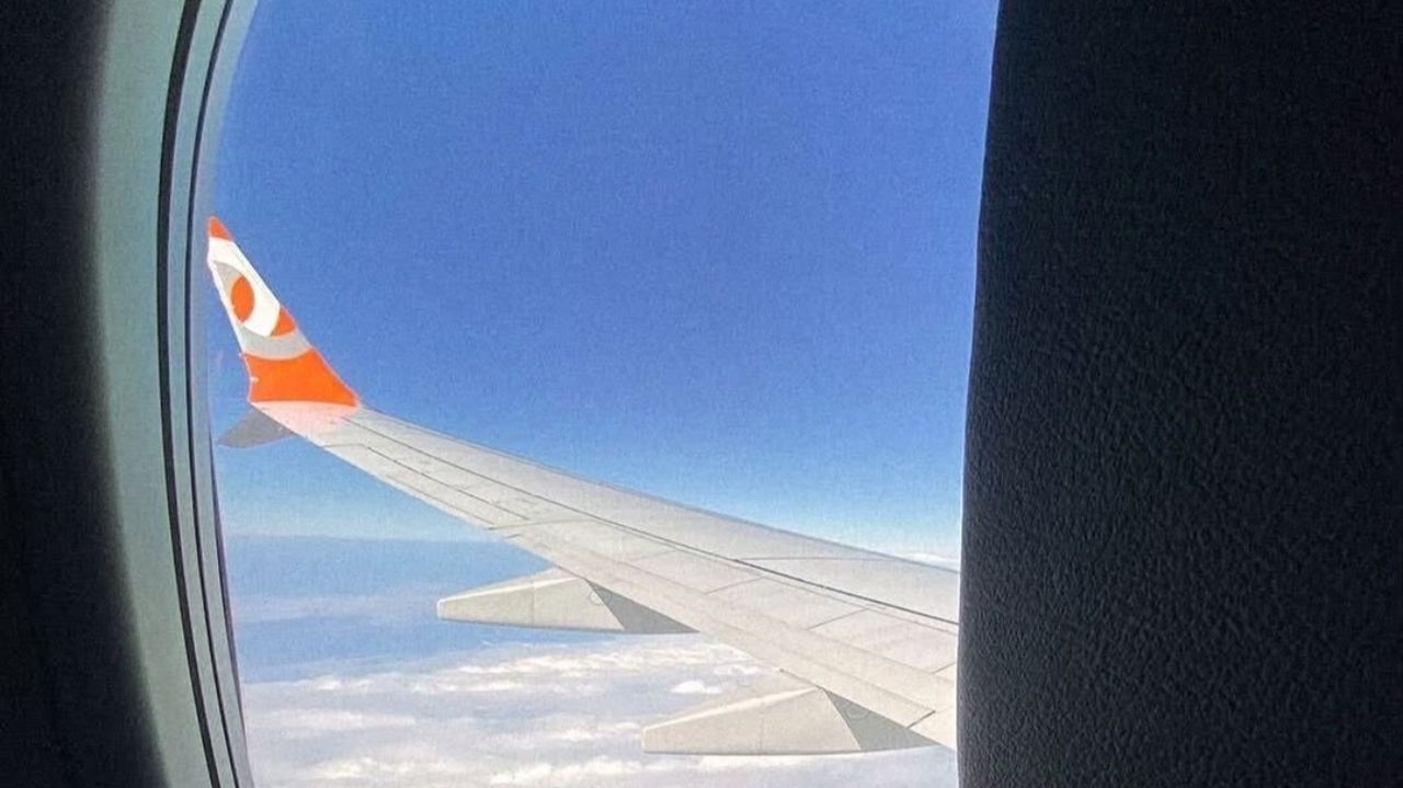 Assento em janela de avião: entenda as regras sobre reserva de lugares em voo no Brasil