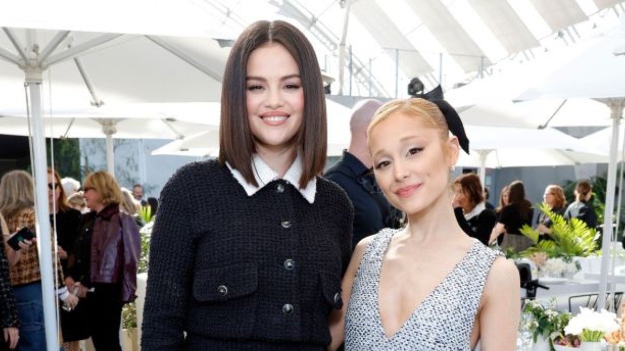 Selena Gomez fala sobre mensagem de Ariana Grande após indicação do Globo de Ouro