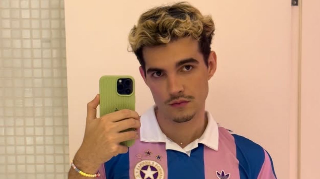 Jão responde acusações de que esconde seus supostos compositores