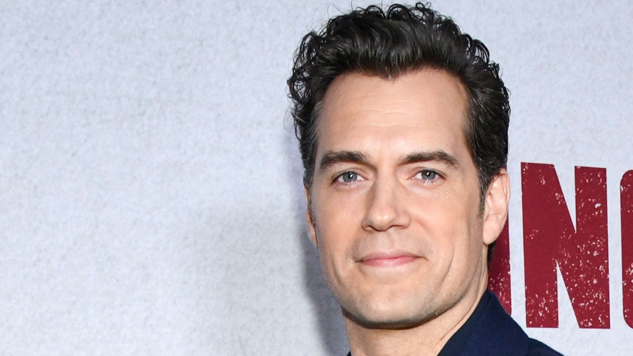 Henry Cavill começa a filmar a adaptação live-action de “Voltron”