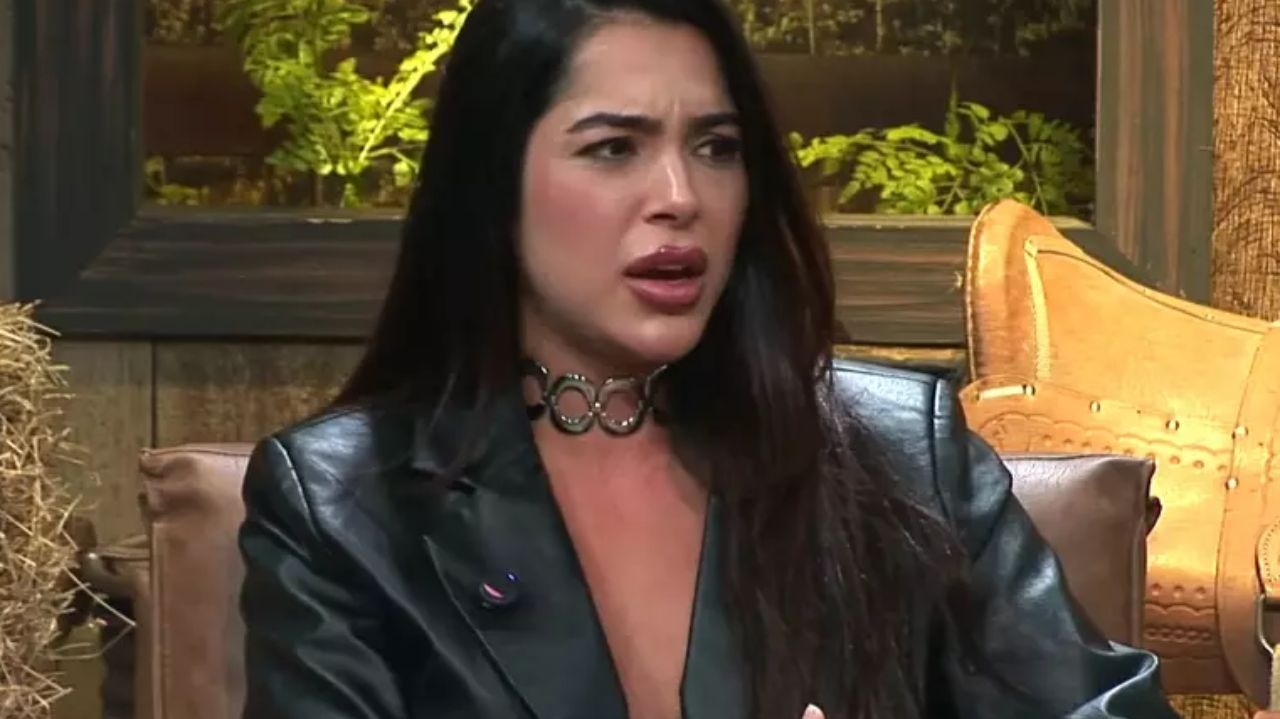 A fazenda 16:  Luana fica impressionada com imitações de Albert