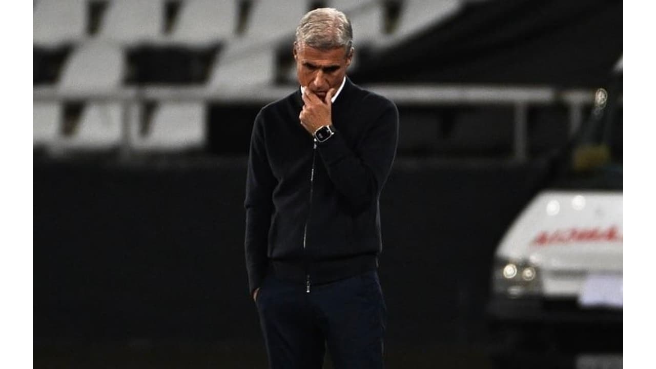 Atlético MG atende condições e avança para a contratação de Luís Castro