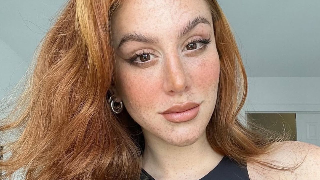 Blush: saiba como usar esse item na maquiagem do dia-a-dia