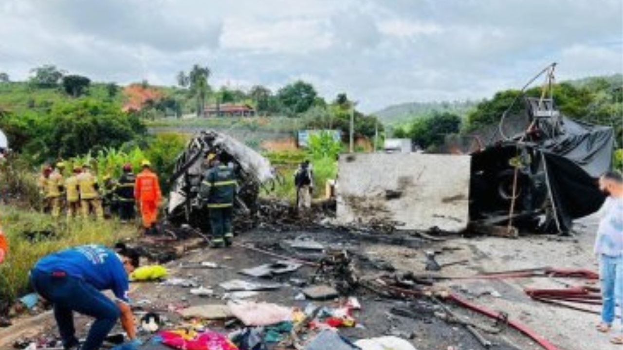 Motorista do caminhão envolvido em acidente em Minas Gerais estava com a CNH suspensa
