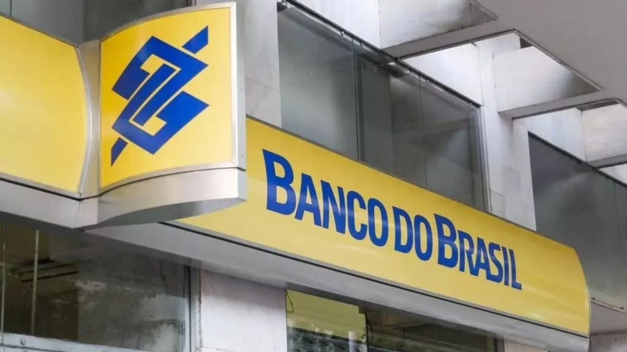 Bandidos fazem reféns durante assalto a banco na Grande São Paulo
