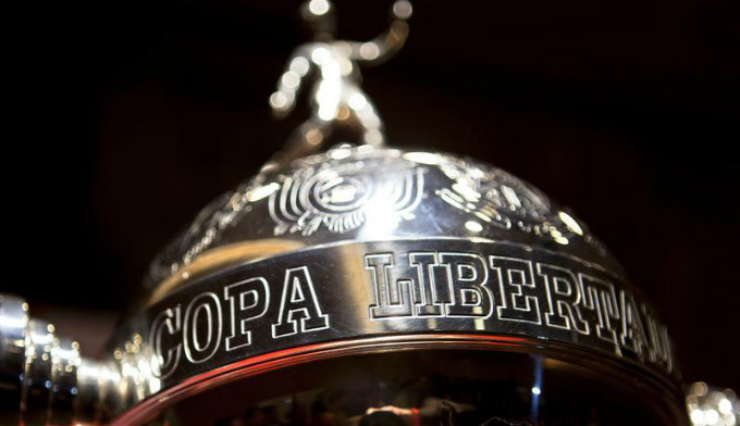 Com contratações europeias, clubes brasileiros de futebol podem formar uma hegemonia entre si na América do Sul